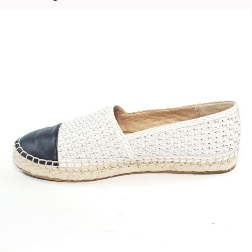 Nwot J. McLaughlin Womens Loafers Cap Toe